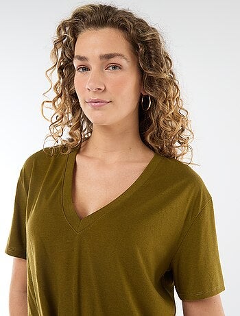 T-shirt a maniche corte con scollo a V