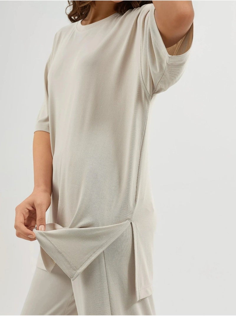 T-shirt a maniche corte con scollo rotondo e dettaglio con spacco busem Sabbia - Kiabi