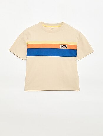 T-shirt a maniche corte con stampa frontale