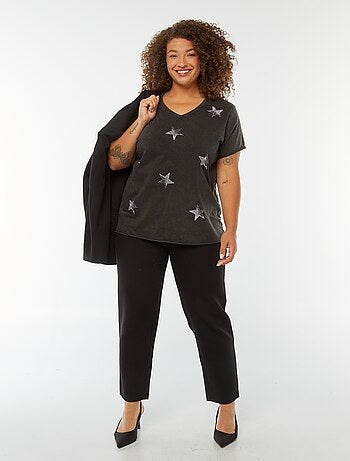 T-shirt a maniche corte con stelle e strass