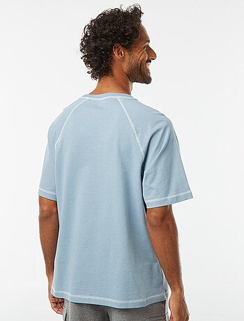 T-shirt a maniche corte con taglio oversize