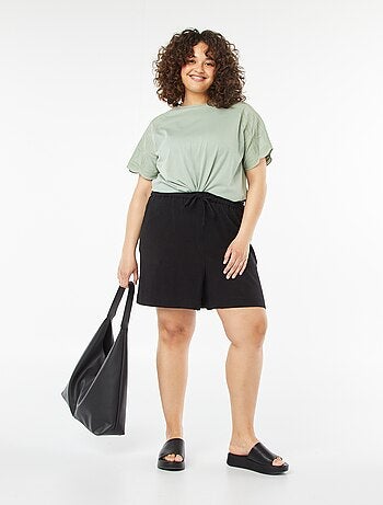 T-shirt a maniche corte in macramé