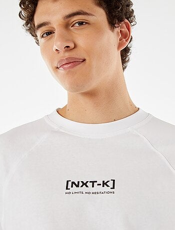 T-shirt a maniche corte raglan con stampa