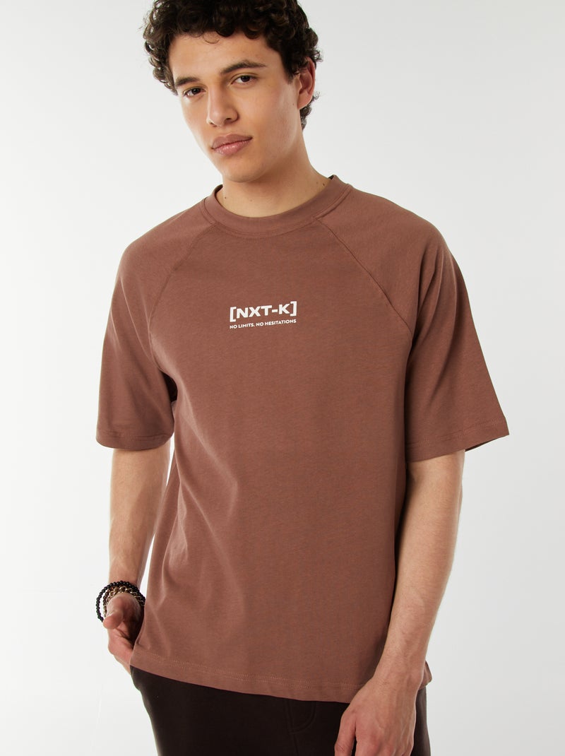 T-shirt a maniche corte raglan con stampa Marrone - Kiabi