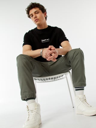 T-shirt a maniche corte raglan con stampa