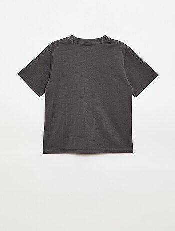 T-shirt a maniche corte ricamata