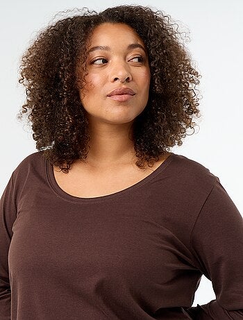 T-shirt a maniche lunghe con scollo rotondo