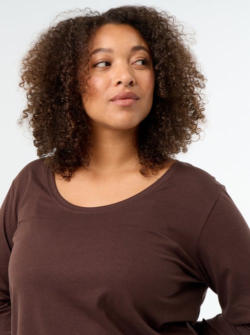 T-shirt a maniche lunghe a girocollo - Kiabi T-shirt a maniche lunghe a girocollo - Kiabi