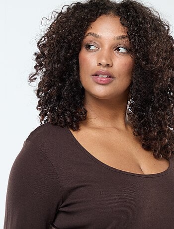 T-shirt a maniche lunghe con bordo a coste