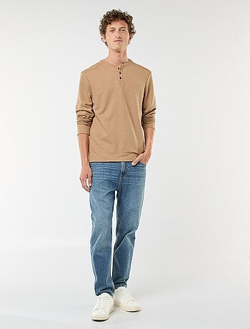 T-shirt a maniche lunghe con collo serafino