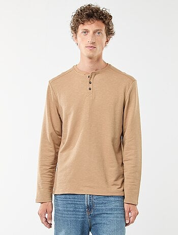 T-shirt a maniche lunghe con collo serafino