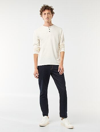 T-shirt a maniche lunghe con collo serafino