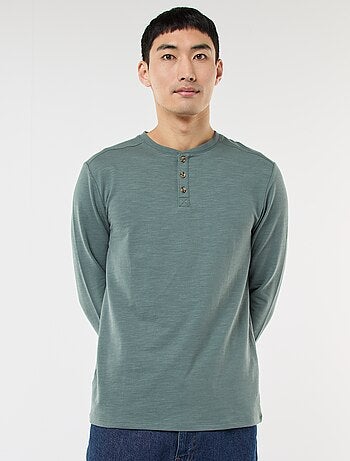 T-shirt a maniche lunghe con collo serafino