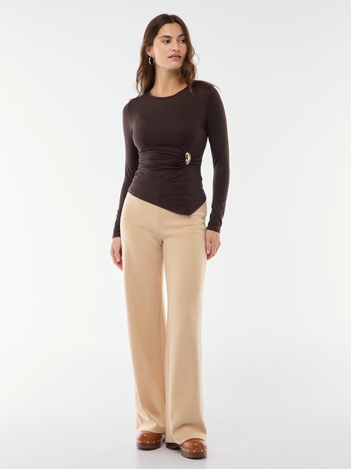 T-shirt a maniche lunghe con dettaglio gioiello dorato sul davanti effetto twist - Kiabi