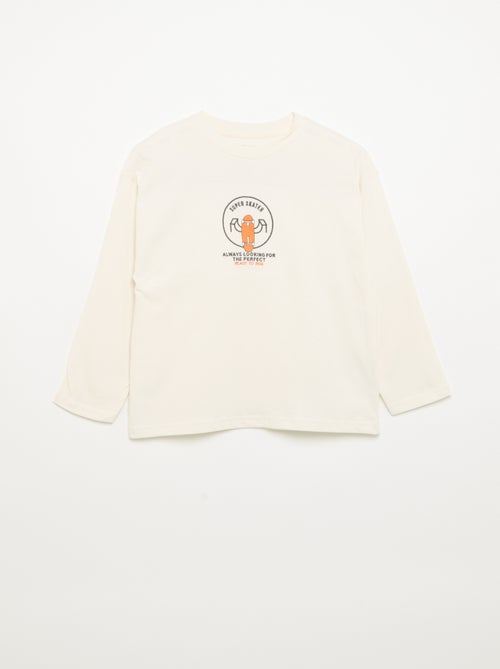 T-shirt a maniche lunghe con patch davanti e dietro - Kiabi T-shirt a maniche lunghe con patch davanti e dietro - Kiabi