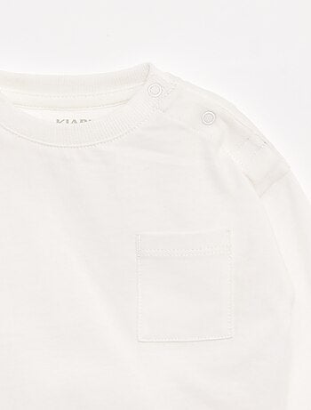 T-shirt a maniche lunghe e taschino sul petto