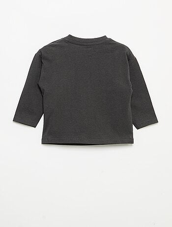 T-shirt a maniche lunghe e taschino sul petto