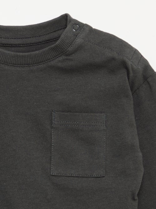 T-shirt a maniche lunghe e taschino sul petto - Kiabi