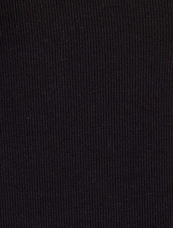 T-shirt a maniche lunghe in maglia a costine