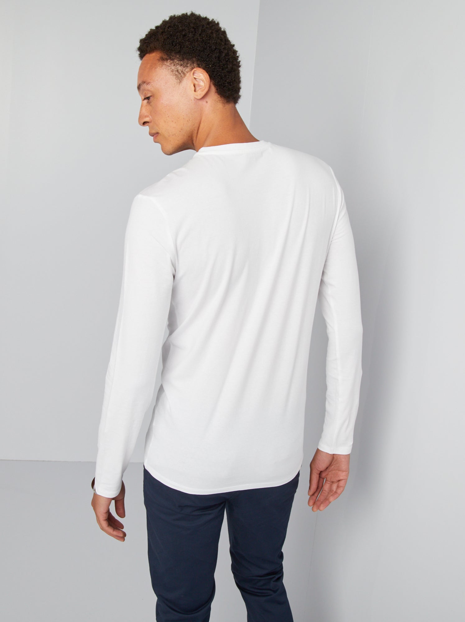 T-shirt Uomo Maniche Lunghe 'Muscles Installing' - Maglia In Cotone Ed Elastan, Divertente Design Per Atleti E Fitness, Casual
