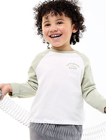T-shirt a maniche lunghe raglan