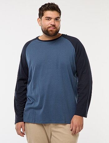 T-shirt a maniche lunghe raglan e collo rotondo