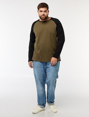 T-shirt a maniche lunghe raglan e collo rotondo