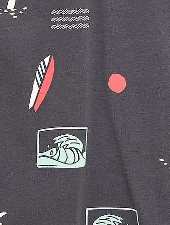 T-shirt a motivo maniche corte