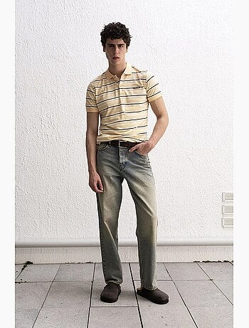 T-shirt a righe con colletto polo e bottoni giesto