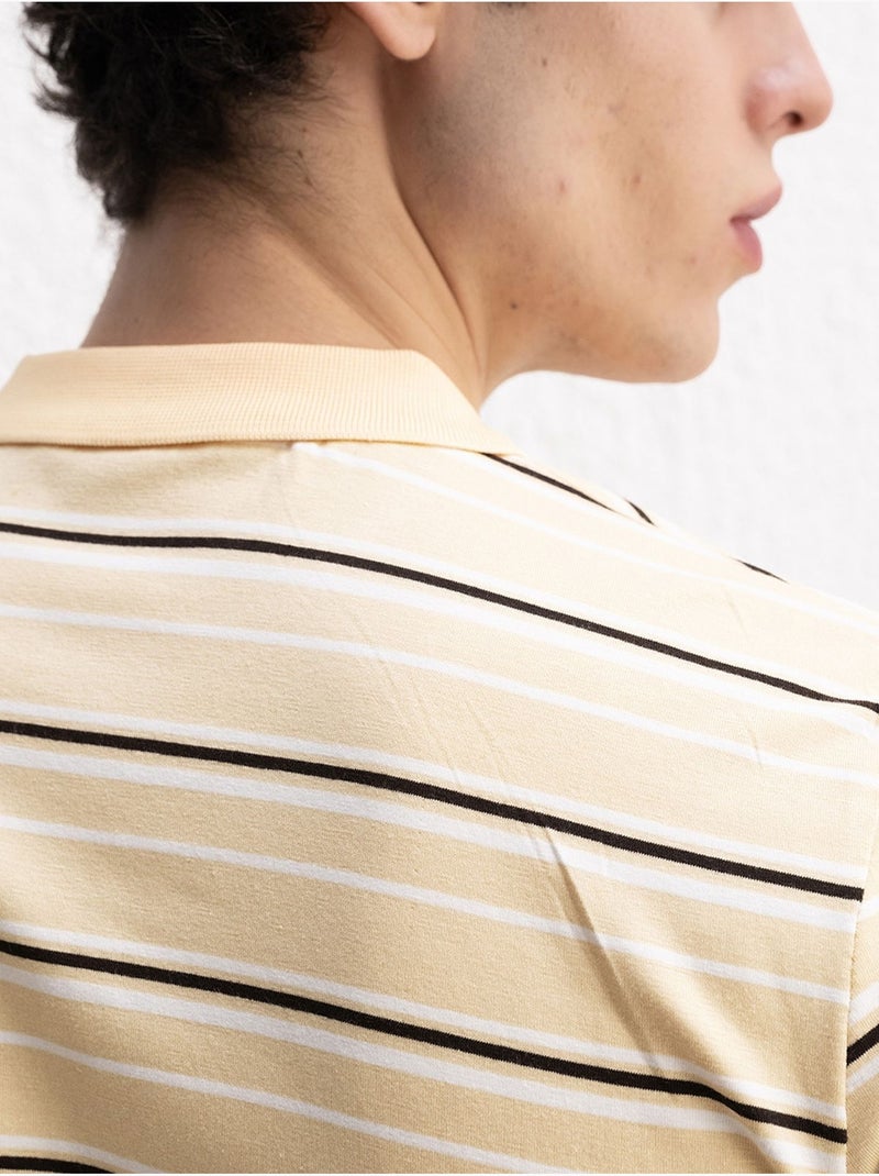 T-shirt a righe con colletto polo e bottoni giesto Ambra - Kiabi