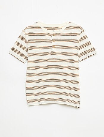 T-shirt a righe con collo alla tunisina