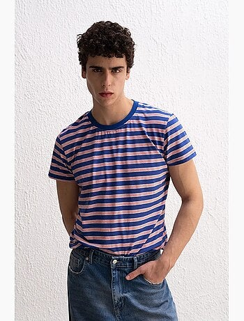 T-shirt a righe con girocollo giesto