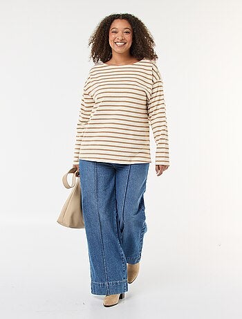 T-shirt a righe stile marinara con scollo a barca