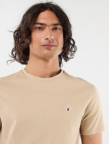 T-shirt a tinta unita a maniche corte con ricamo