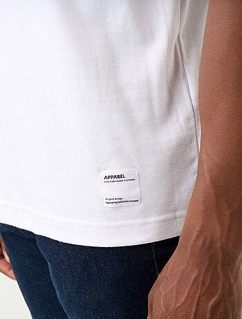 T-shirt a tinta unita a maniche corte e girocollo