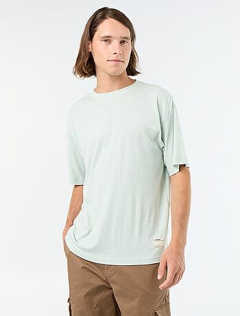 T-shirt a tinta unita a maniche corte e girocollo