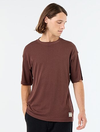 T-shirt a tinta unita a maniche corte e girocollo