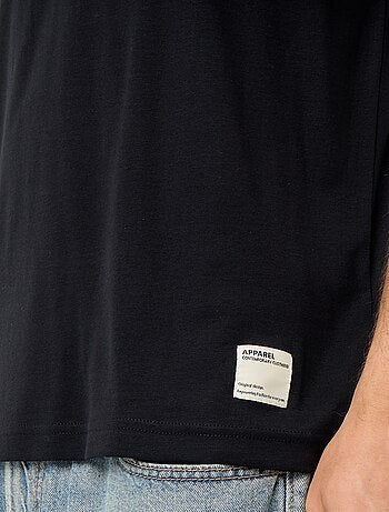 T-shirt a tinta unita a maniche corte e girocollo