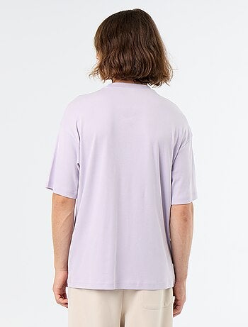 T-shirt a tinta unita a maniche corte e girocollo