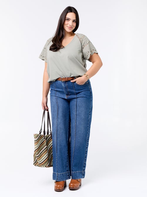 T-shirt a tinta unita con ricami sulle maniche - Kiabi