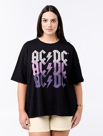 T-shirt a tinta unita con ricamo e macramè sulle maniche