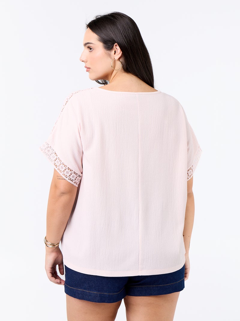 T-shirt a tinta unita con ricamo e macramè sulle maniche Rosa - Kiabi