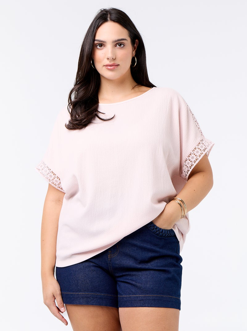 T-shirt a tinta unita con ricamo e macramè sulle maniche Rosa - Kiabi