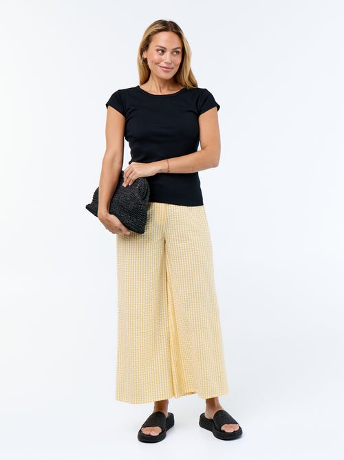 T-shirt a tinta unita con scollo all'americana e maniche corte - Kiabi