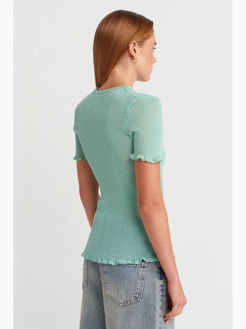T-shirt aderente a costine con volant manica corta dilvin - Kiabi T-shirt aderente a costine con volant manica corta dilvin - Kiabi