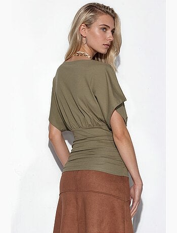 T-shirt aderente scollo a v manica corta busem