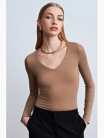 T-shirt aderente scollo a v manica lunga dilvin