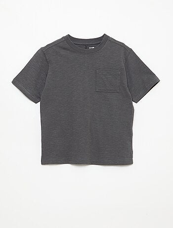T-shirt ampia
