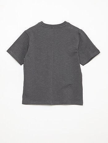 T-shirt ampia