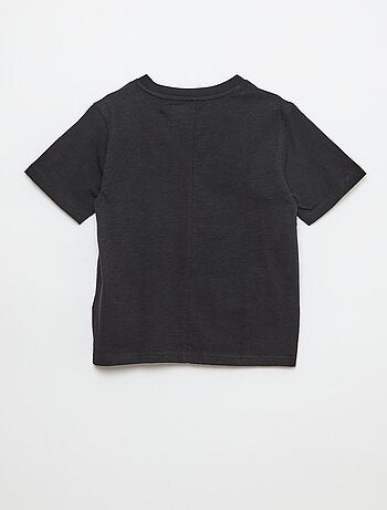 T-shirt ampia